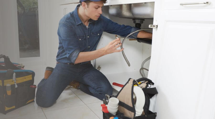 Local tankless water heater installation in Halltown, MO